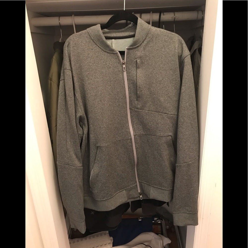 Never worn lululemon zip up